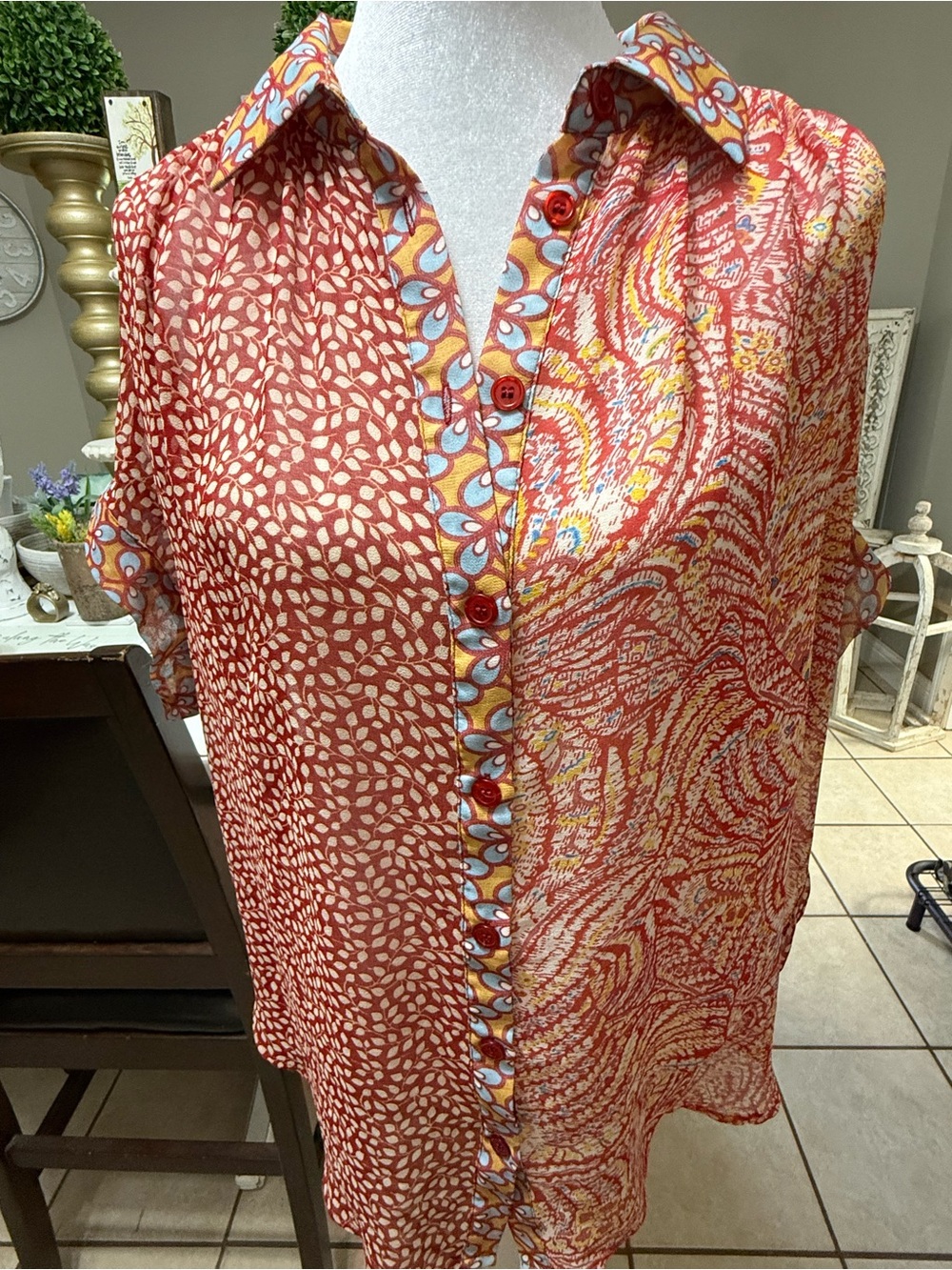 JODIFL Red Multi-Print Boho V-Neck Tunic  Size: Medium - Picture 2 of 7